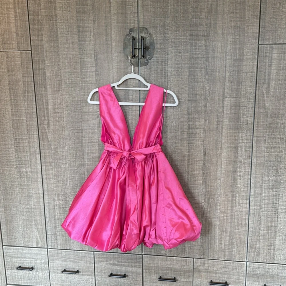 Mable Wrenley Bow‎ Detail Bubble Hem Mini Dress - Picture 10 of 17